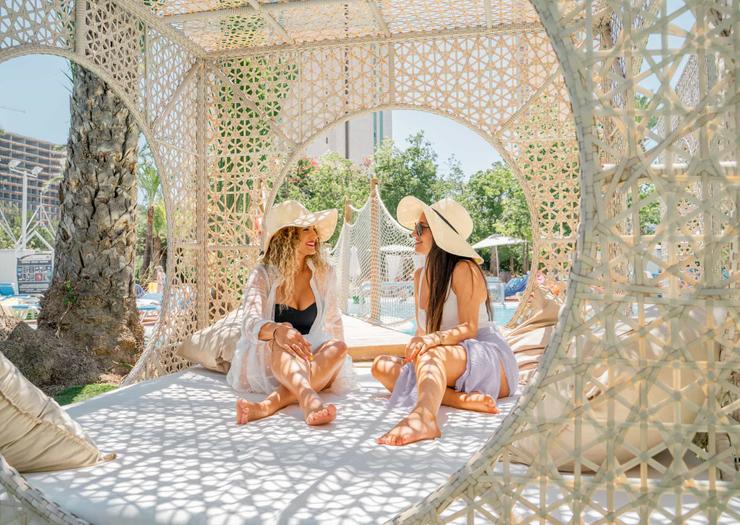 NOVELTY: Book your MAGIC accommodation including transport (flight) and activities Magic Tropical Splash Aparthotel Finestrat NOVELTY: Book your MAGIC accommodation including transport (flight) and activities Magic Tropical Splash Aparthotel Finestrat